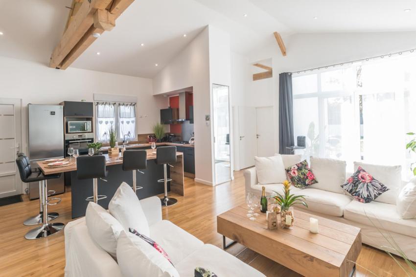- Sublime Villa Felicidad - Proche Hypercentre - Parking - Terrasse - Wifi Viriat Buitenkant foto
